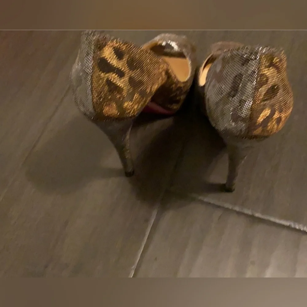 Christian Louboutin Heels Size 38 - Picture 4 of 9